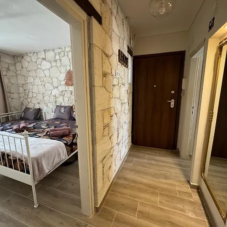 アパート Stone 3