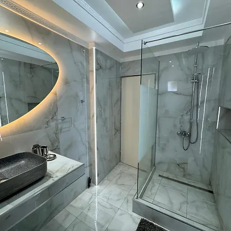 Stone 3 塞萨洛尼基